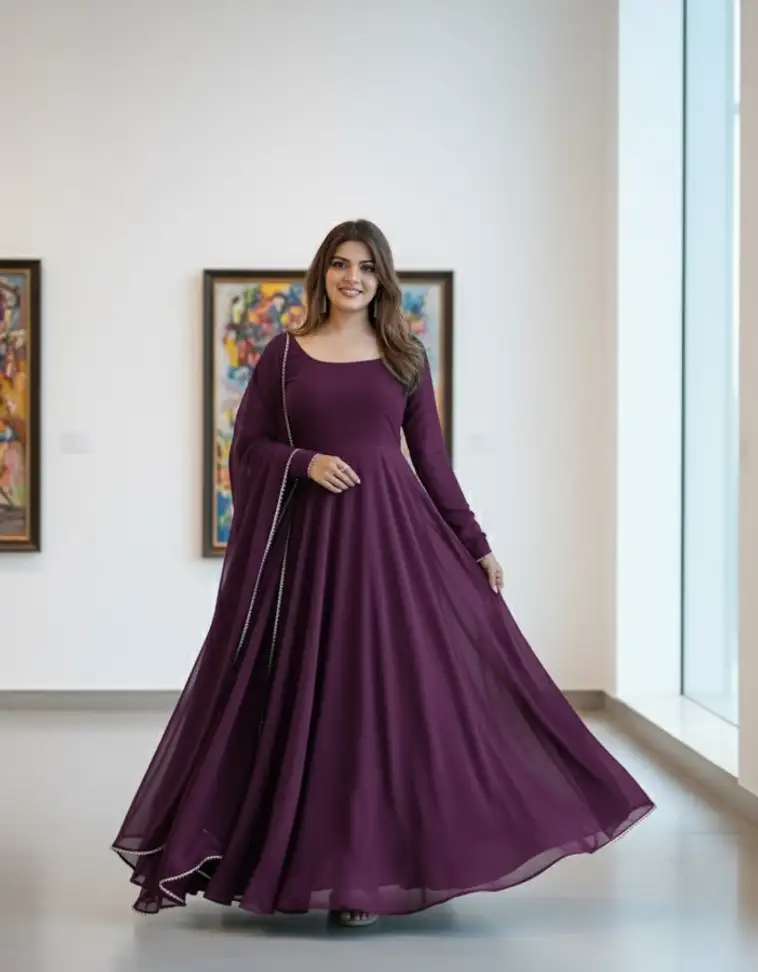  GOWNS 